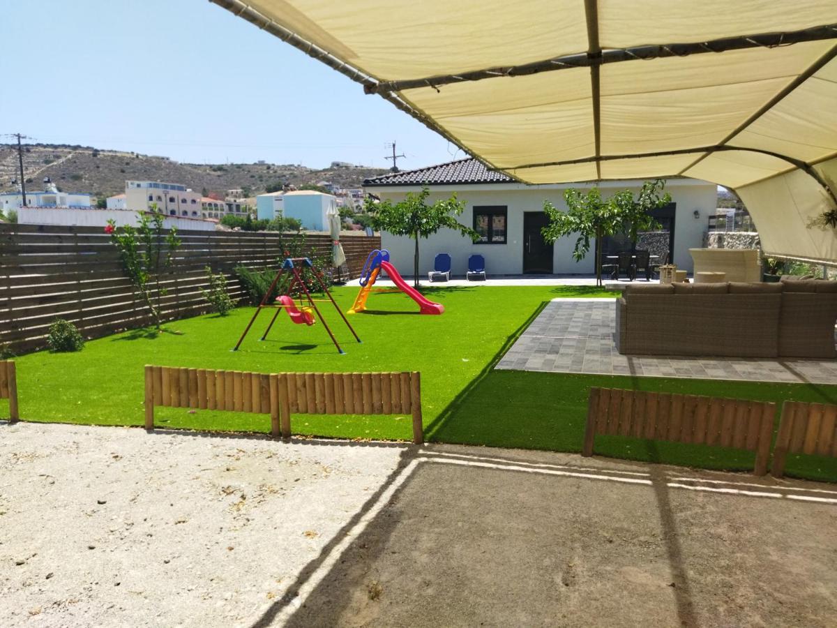 Tzoli Residence 칼라마키 외부 사진